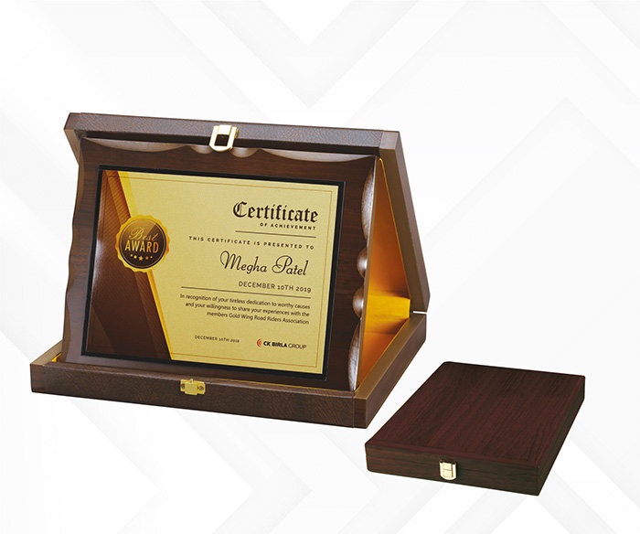Wooden Plaque Momento